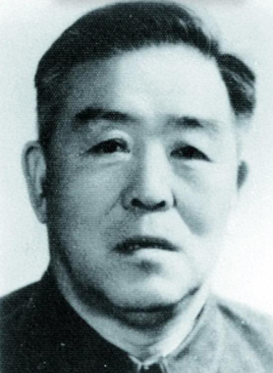 MK体育登录入口-他给延安送13万两黄金，手握几十万大军，建国后为何仅任劳资处长